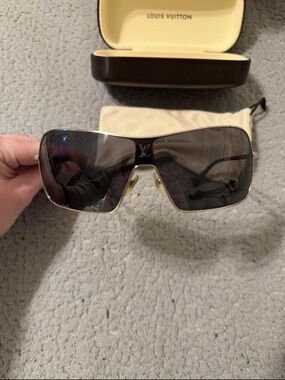 Louis Vuitton Men’s Shield Sunglasses in Black and Gold